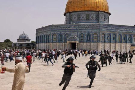 Hizb ut Tahrir / Wilayah Bangladesh Organized Protests against the Attack on Al-Aqsa Mosque and the Worshiping Muslims by the Jewish Forces